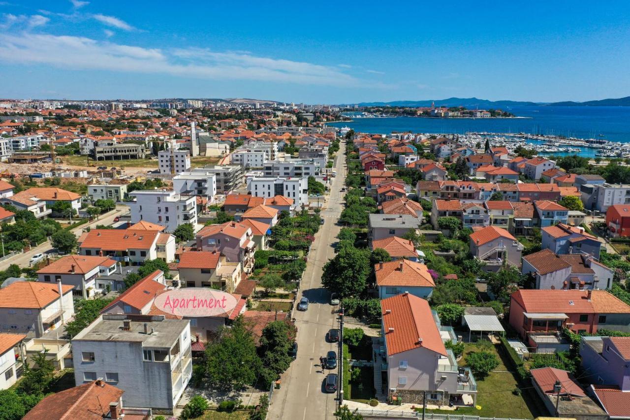 Duffys Apartment Zadar Exterior foto