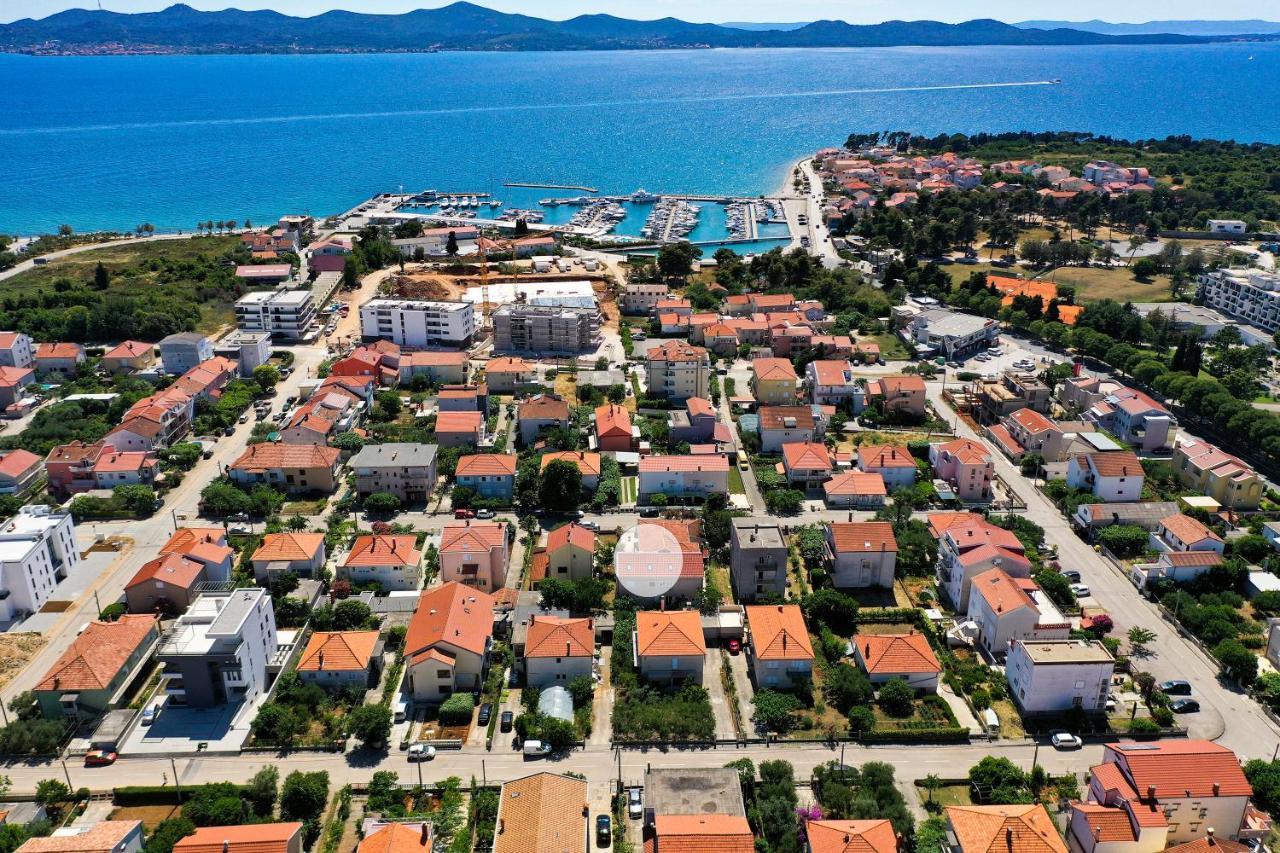 Duffys Apartment Zadar Exterior foto